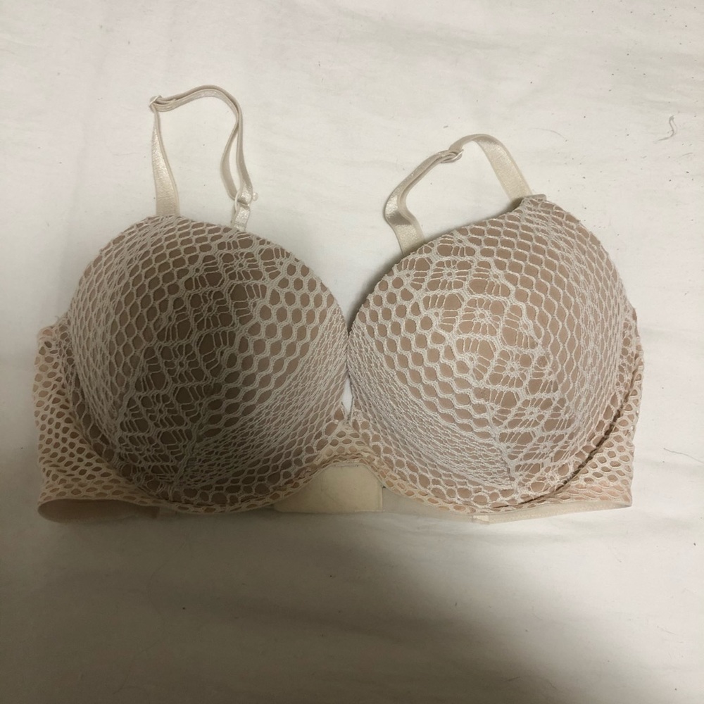 Victoria’s Secret bra